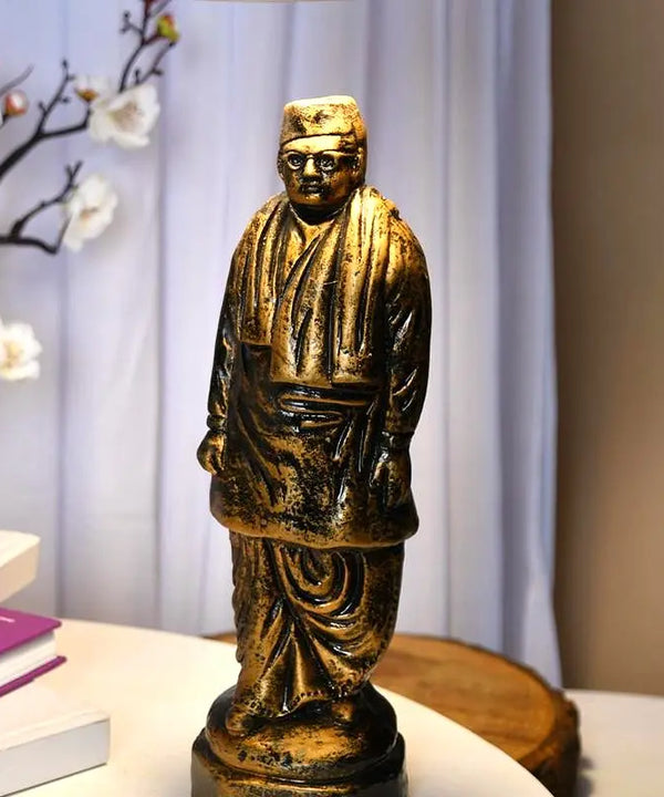 Terracotta Netaji Statue: Artisan-Made Tabletop Decor Masterpiece — image 6