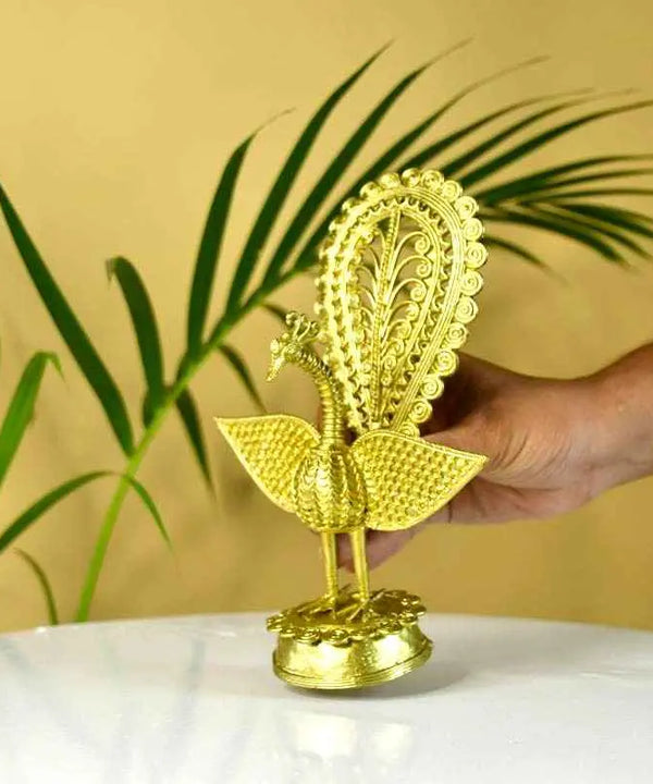 डोकरा मेटल आर्ट का उपयोग करके हैंडक्राफ़्टेड मोर — image 5