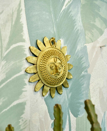 Dhokra Sunplate: Artisan Brass Tabletop Elegance for Home Decor — alternate view