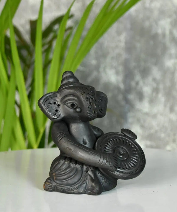 Black Terracotta Ganesh: Dafli Tabletop Decor — image 4