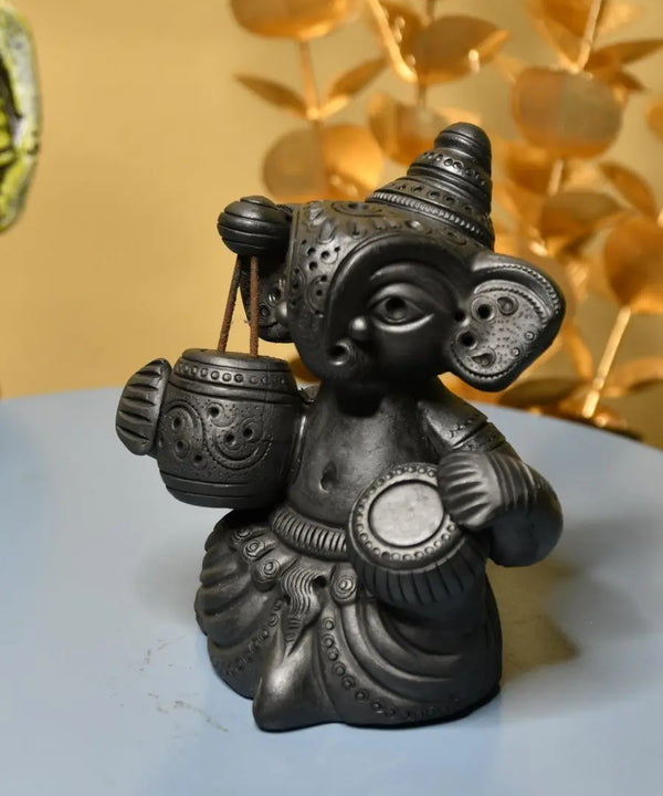 Black Terracotta Ganesh: Dafli Tabletop Decor — image 5