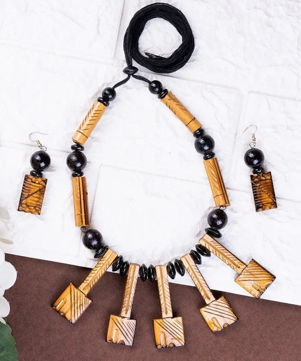 Handcrafted Bamboo Necklace with Hammer Figures by Sowpeace — image 4