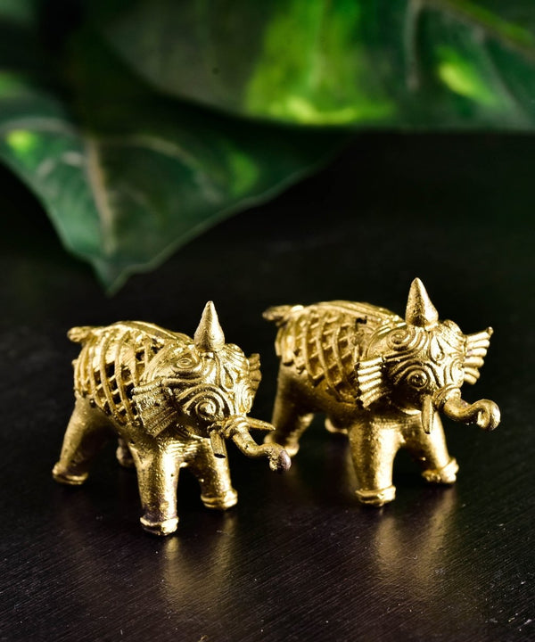 Handcrafted Brass Dhokra Elephant Tabletop Decor: Artisan Elegance for Home. — image 6