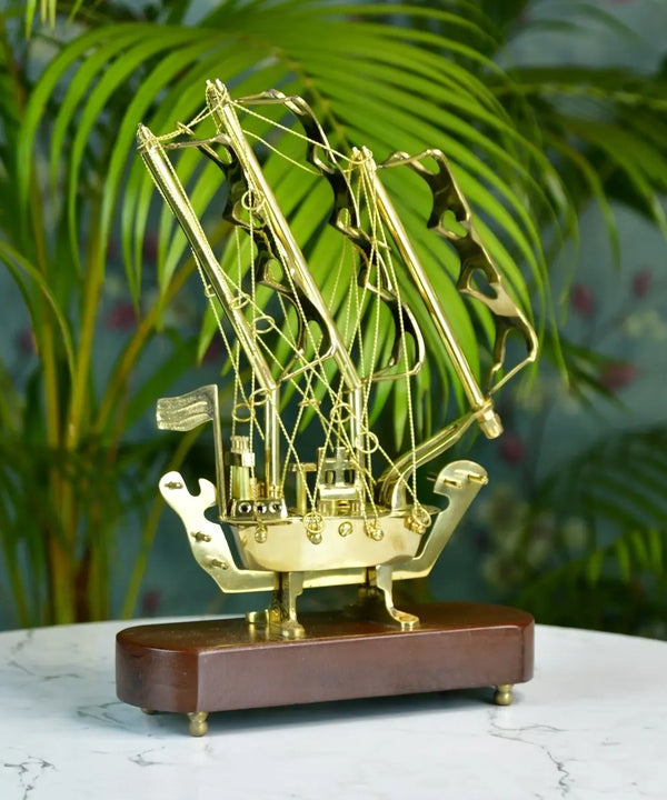 Sowpeace Brass multi sail Ship — main view