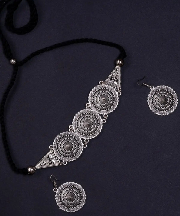 Sowpeace Handcrafted German Silver Choker: Circles and Triangles Design — image 4
