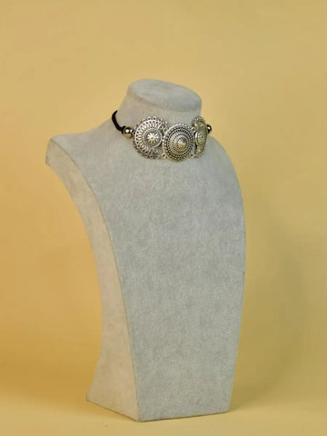 Sowpeace Handcrafted German Silver Choker: Triple Flower Circles Design