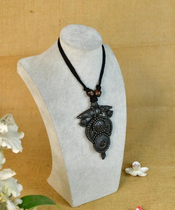 Sowpeace Handcrafted Terracotta Pendant: Circular Design with Ovoid — main view