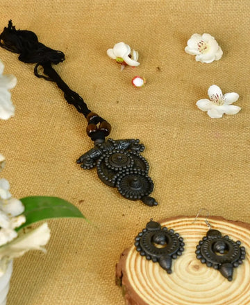 Sowpeace Handcrafted Terracotta Pendant: Circular Design with Ovoid — alternate view