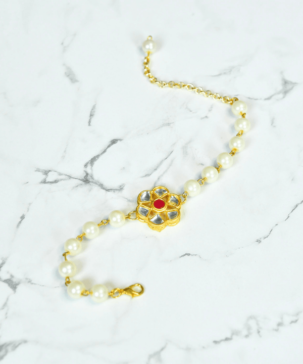 Sowpeace Pearl Blossom Bracelet | Elegant Stainless Steel One‑Size Adjustable Floral Jewelry for Women & Men — main view