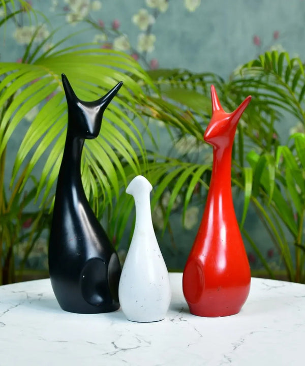 Sowpeace Resin Cat Trio — main view
