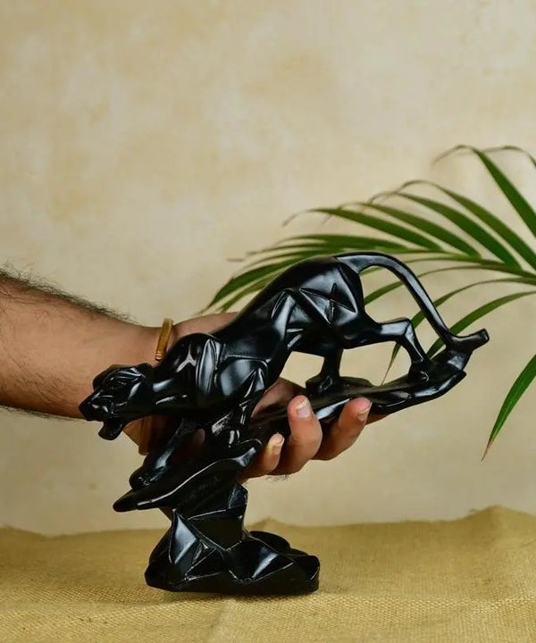 Sowpeace Resin Panther Statue — image 3