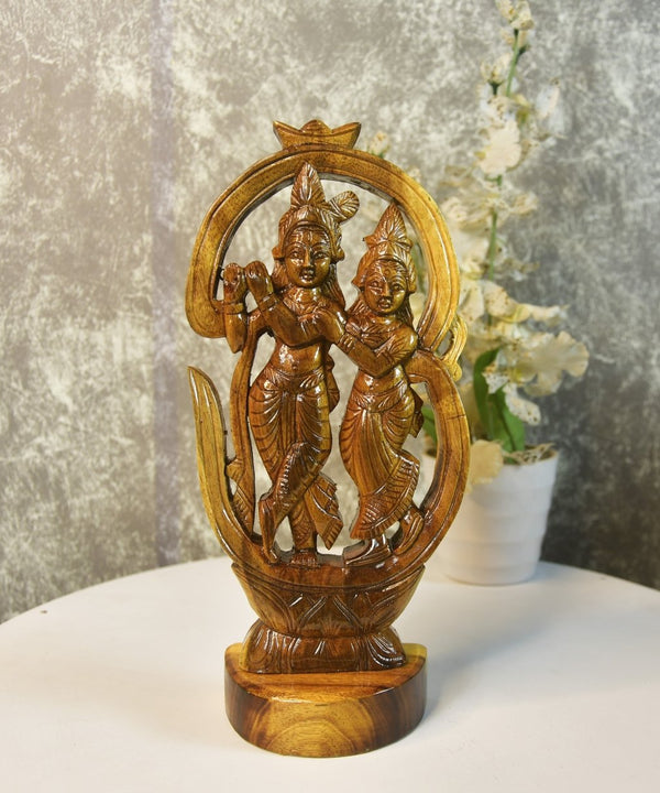 Wooden Radhe Krishna: Artisan Tabletop Decor — image 4
