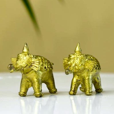 Handcrafted Brass Dhokra Elephant Tabletop Decor: Artisan Elegance for Home.
