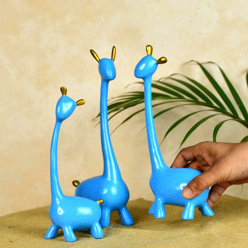 Sowpeace Resin Giraffe Family