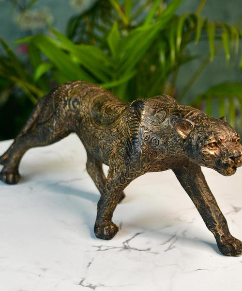Sowpeace Resin Panther Decor