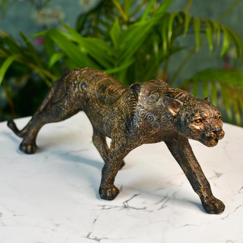 Sowpeace Resin Panther Decor – view 1
