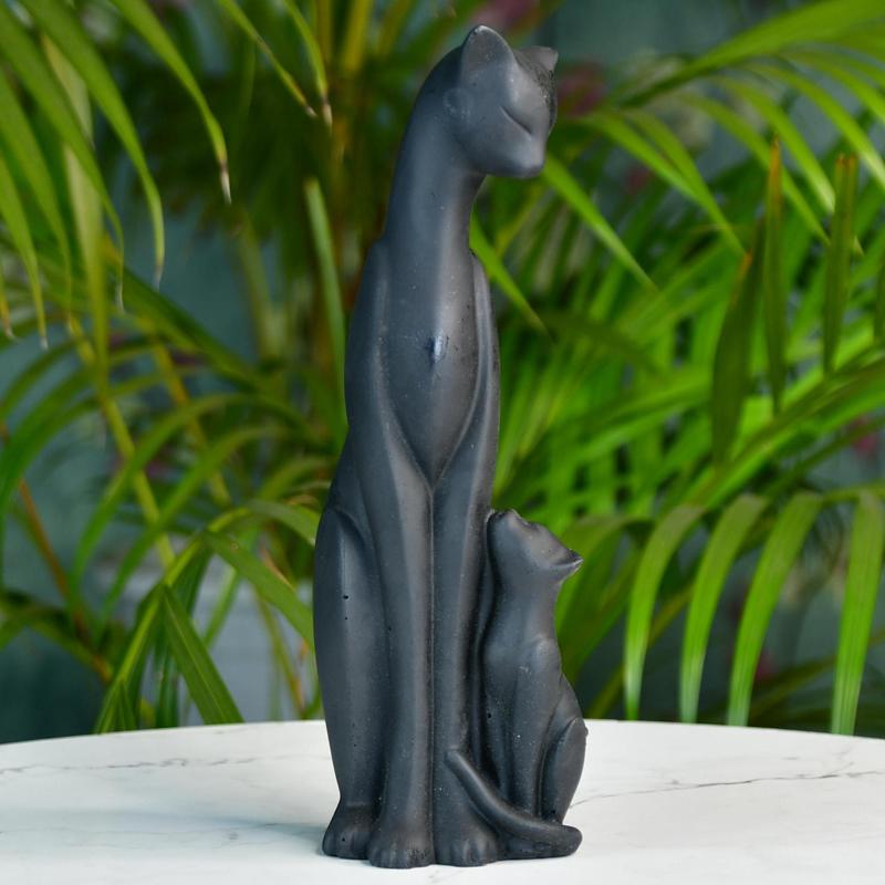 Sowpeace Resin Cat & Mom – view 1
