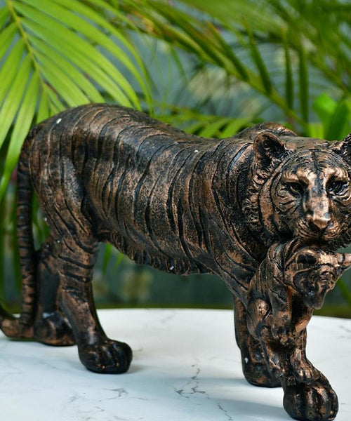 Sowpeace Resin Tiger Decor