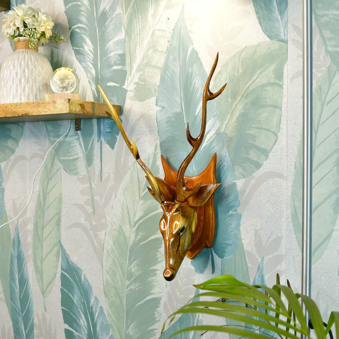 Sowpeace Artisan Wooden Deer Head: Exquisite Home Decor