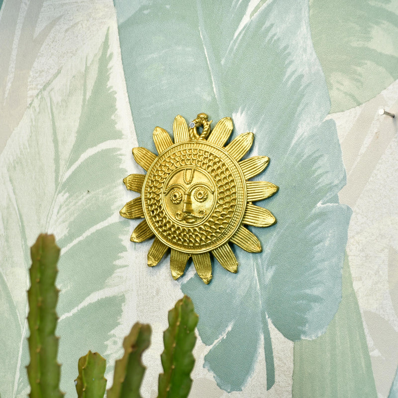 Dhokra Sunplate: Artisan Brass Tabletop Elegance for Home Decor – view 6