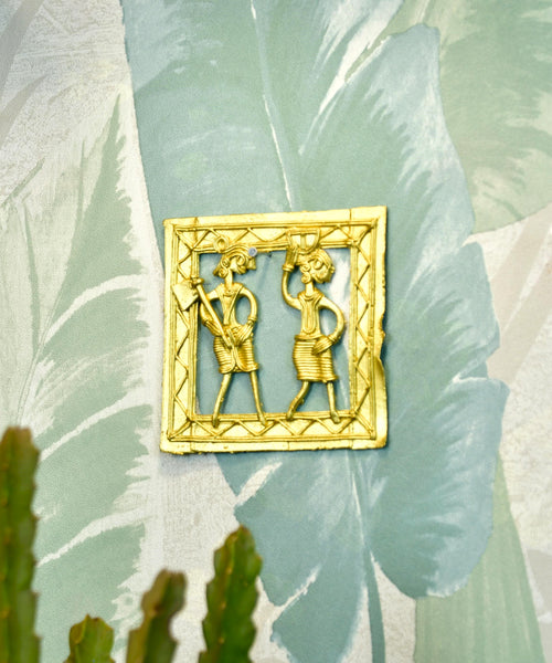 Dokra Squareplate: Artisan Brass Tabletop Elegance