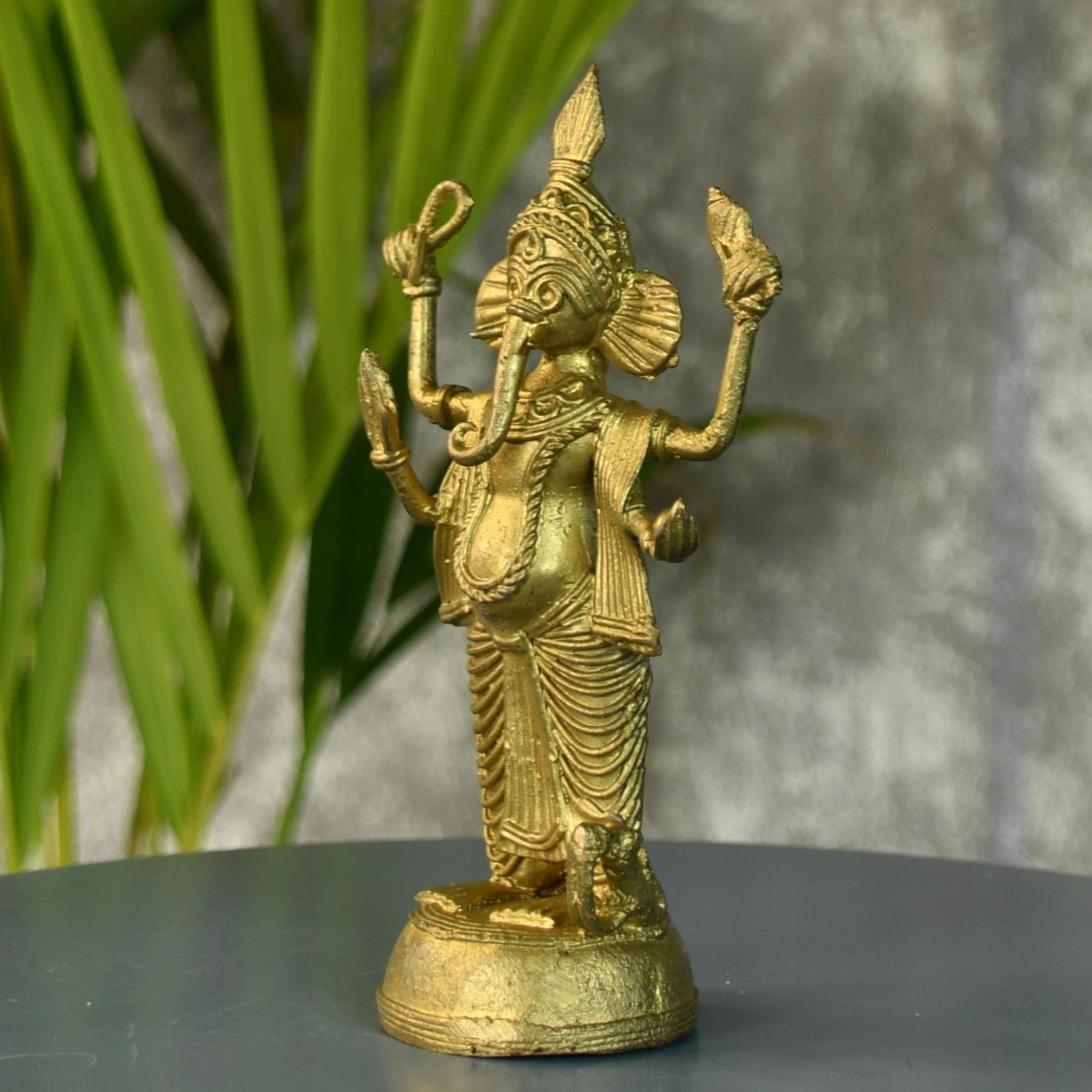 Dokra Ganesh: Brass Tabletop Masterpiece for Unique Home Decor