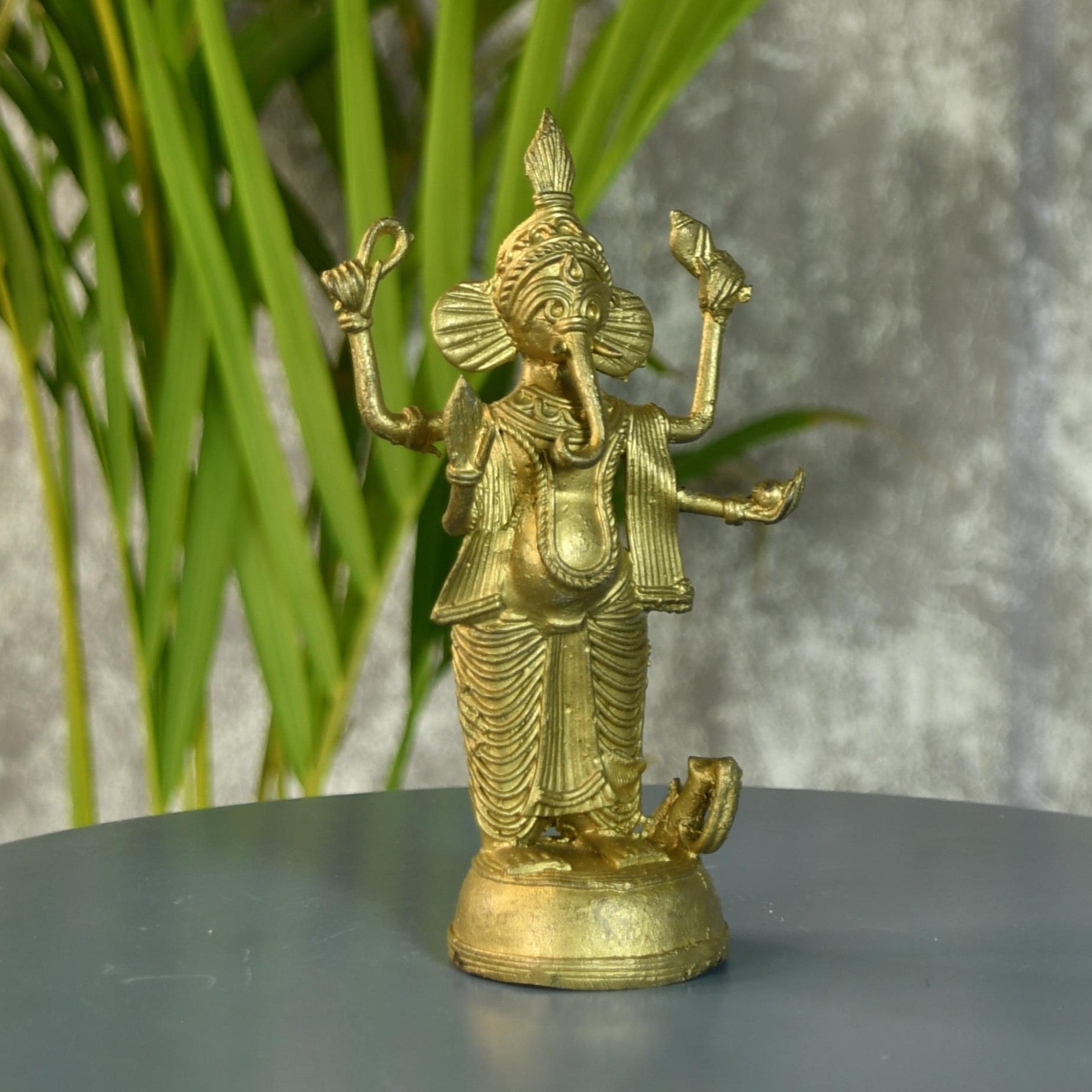 Dokra Ganesh: Brass Tabletop Masterpiece for Unique Home Decor