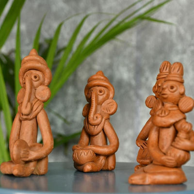 Sowpeace Terracotta Tribal Figurine Set: Artisan Tabletop Decor