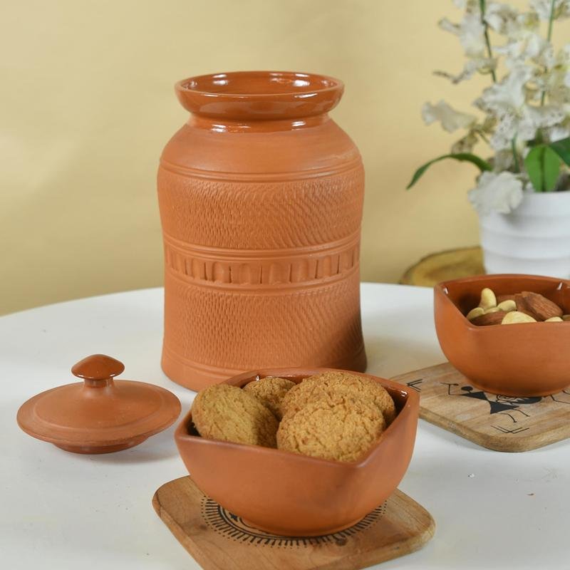 Artisan Terracotta Jar: Stylish Home & Kitchen Storage