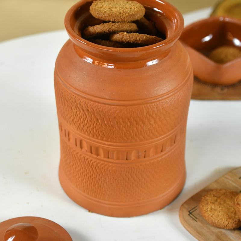 Artisan Terracotta Jar: Stylish Home & Kitchen Storage