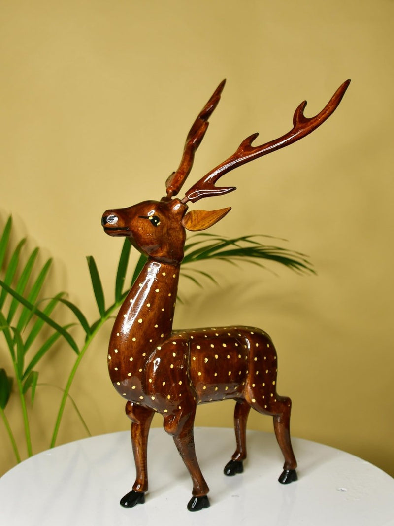 Artisan Wooden Deer Set: Exquisite Home Decor – view 1
