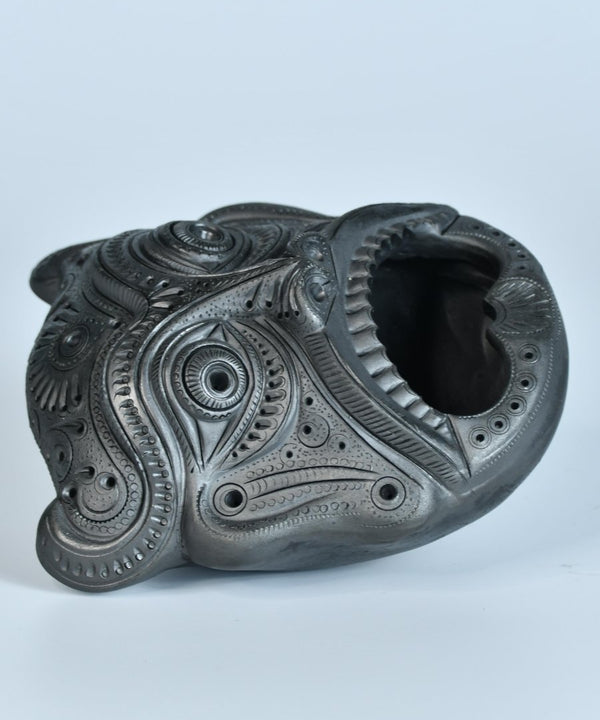 Black Terracotta Asur Mask: Unique Tabletop Accent — image 5