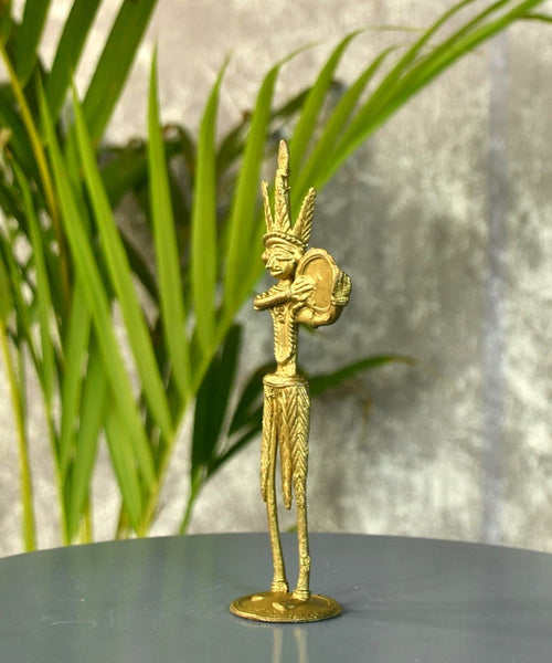 Dokra Drummer: Artisan Brass Tabletop Decor Masterpiece