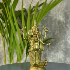 Dokra Ganesh: Brass Tabletop Masterpiece for Unique Home Decor - Sowpeace - Dokra Ganesh: Brass Tabletop Masterpiece for Unique Home Decor - Dok - DGN - BR - TT - Sowpeace