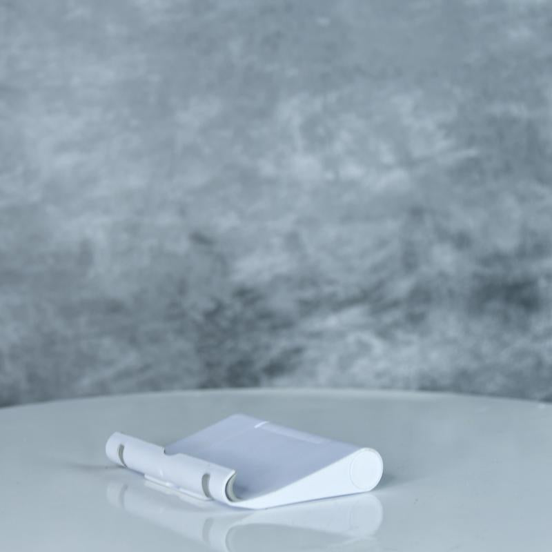 Sowpeace - Adjustable White Tablet Stand | Trendy Desk Accessory – view 1