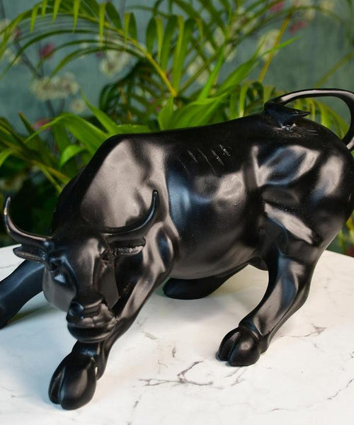 Sowpeace Black Bull Decor