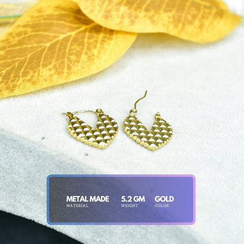 Sowpeace Ear Cut Petals Gold Stainless Steel Earrings | Elegant One‑Size Lightweight Jewelry for Women & Daily Wear
