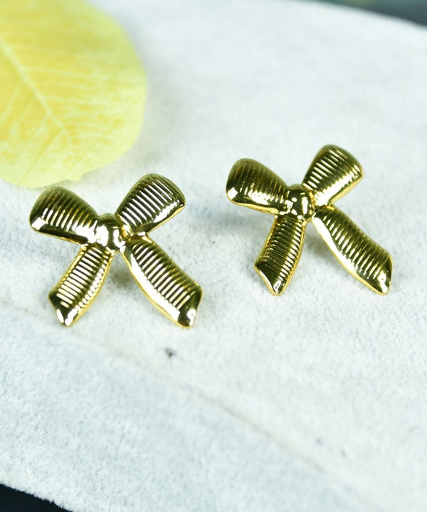 Sowpeace Floral Stripe Gold Stainless Steel Earrings | Stylish One‑Size Lightweight Jewelry for Women & Daily Wear — image 2