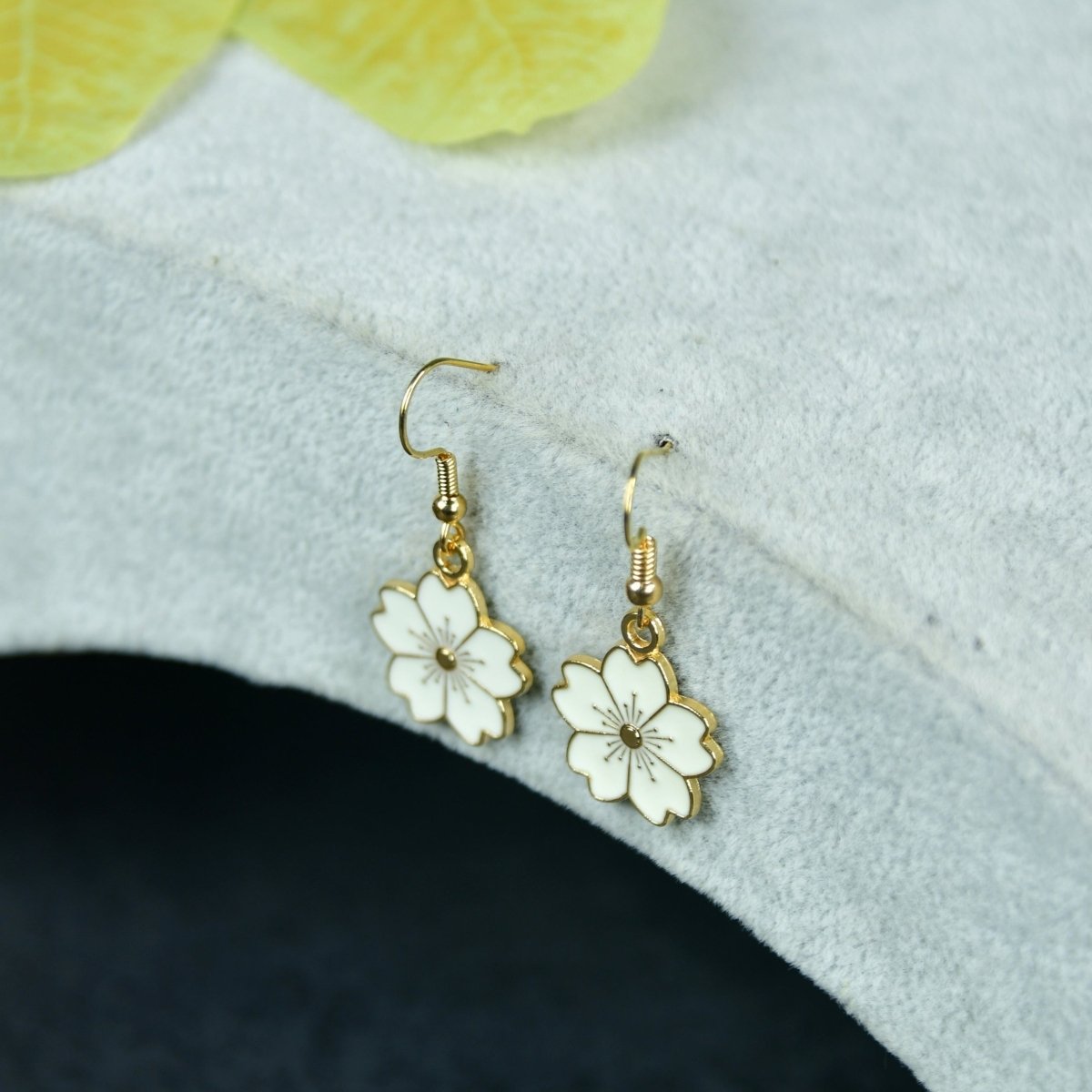 Sowpeace Floral White Gold Stainless Steel Earrings | Elegant One‑Size Lightweight Jewelry for Women & Daily Wear - Sowpeace - 