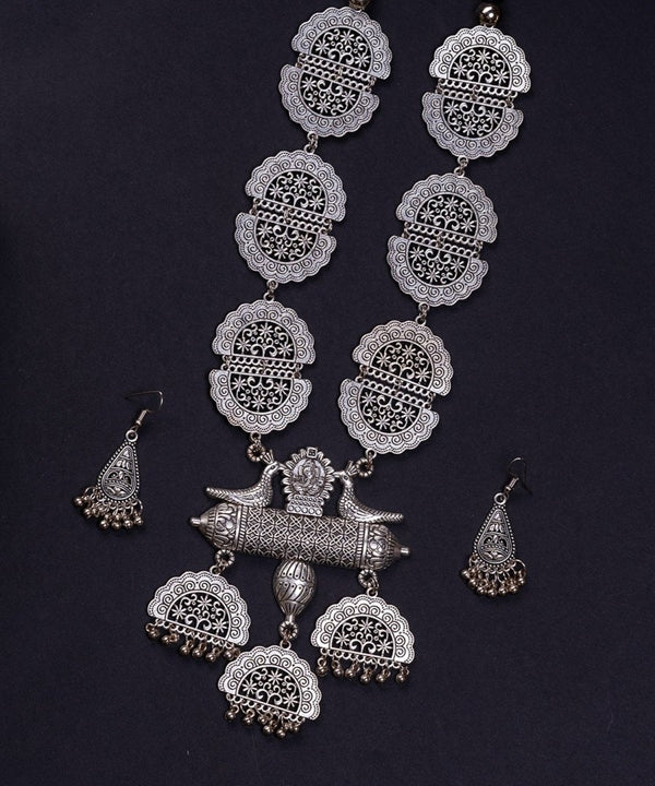 Sowpeace German Silver Ganesha Necklace – Handcrafted Ancient Indian Art — image 4