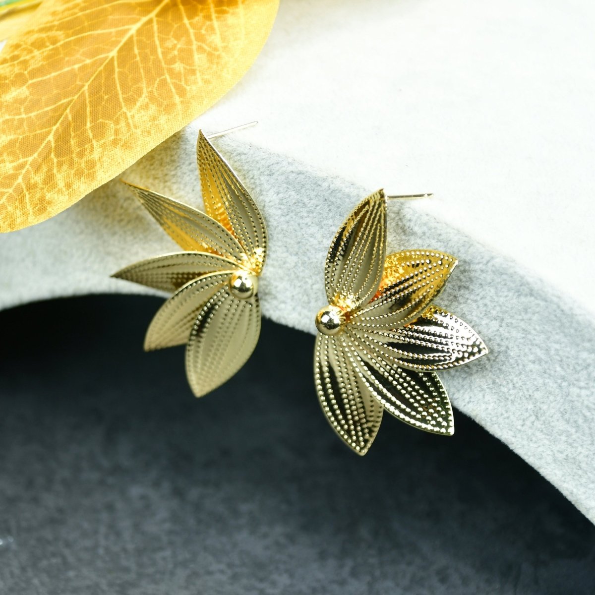 Sowpeace Gold Half Moon Sharp Petals Stainless Steel Earrings | Elegant One‑Size Lightweight Jewelry for Women - Sowpeace - 