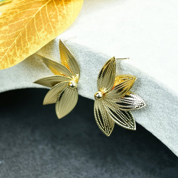 Sowpeace Gold Half Moon Sharp Petals Stainless Steel Earrings | Elegant One‑Size Lightweight Jewelry for Women - Sowpeace - 