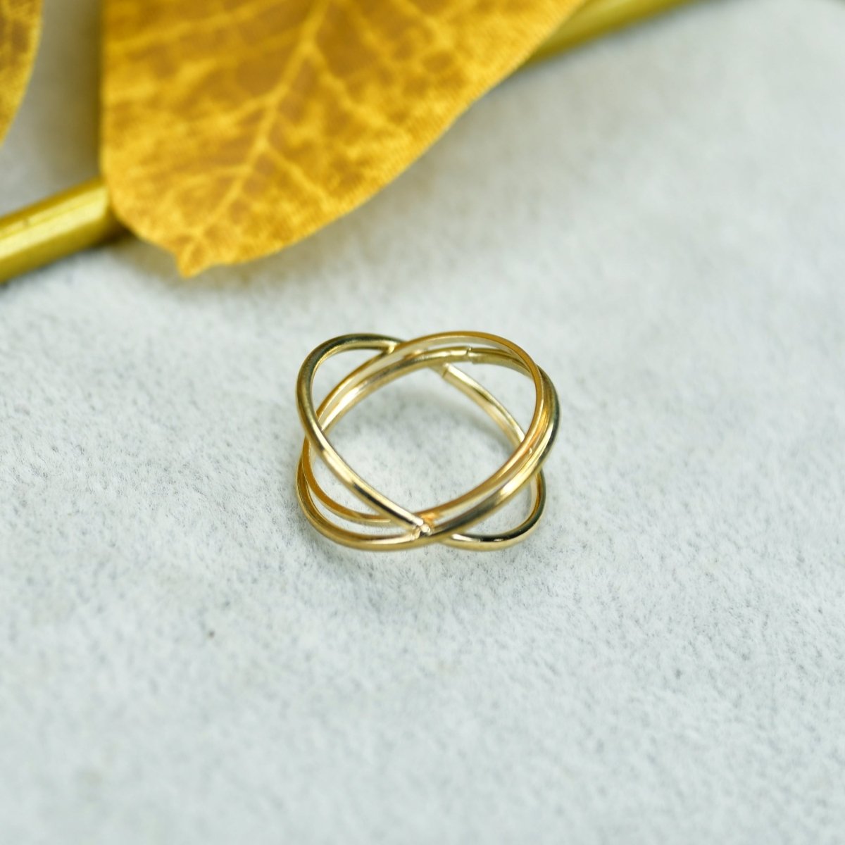 Sowpeace Gold Orbit Line Ring Stainless Steel | Elegant One‑Size Adjustable Jewelry for Women & Men - Sowpeace - 