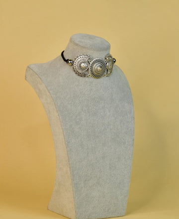 Sowpeace Handcrafted German Silver Choker: Triple Flower Circles Design — alternate view