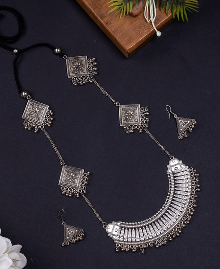 Sowpeace Handcrafted German Silver Long Choker: Four Triangle Design