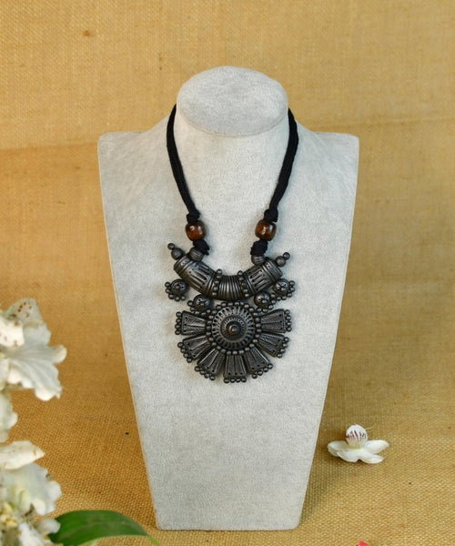 Sowpeace Handcrafted Terracotta Necklace: Crescent Pendant with Petal Design
