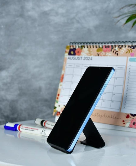 Sowpeace - Modern Freestanding Metal Mobile Phone Stand