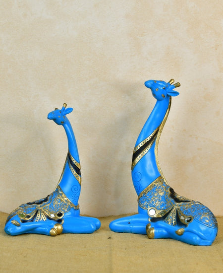 Sowpeace Resin Blue Giraffe Family