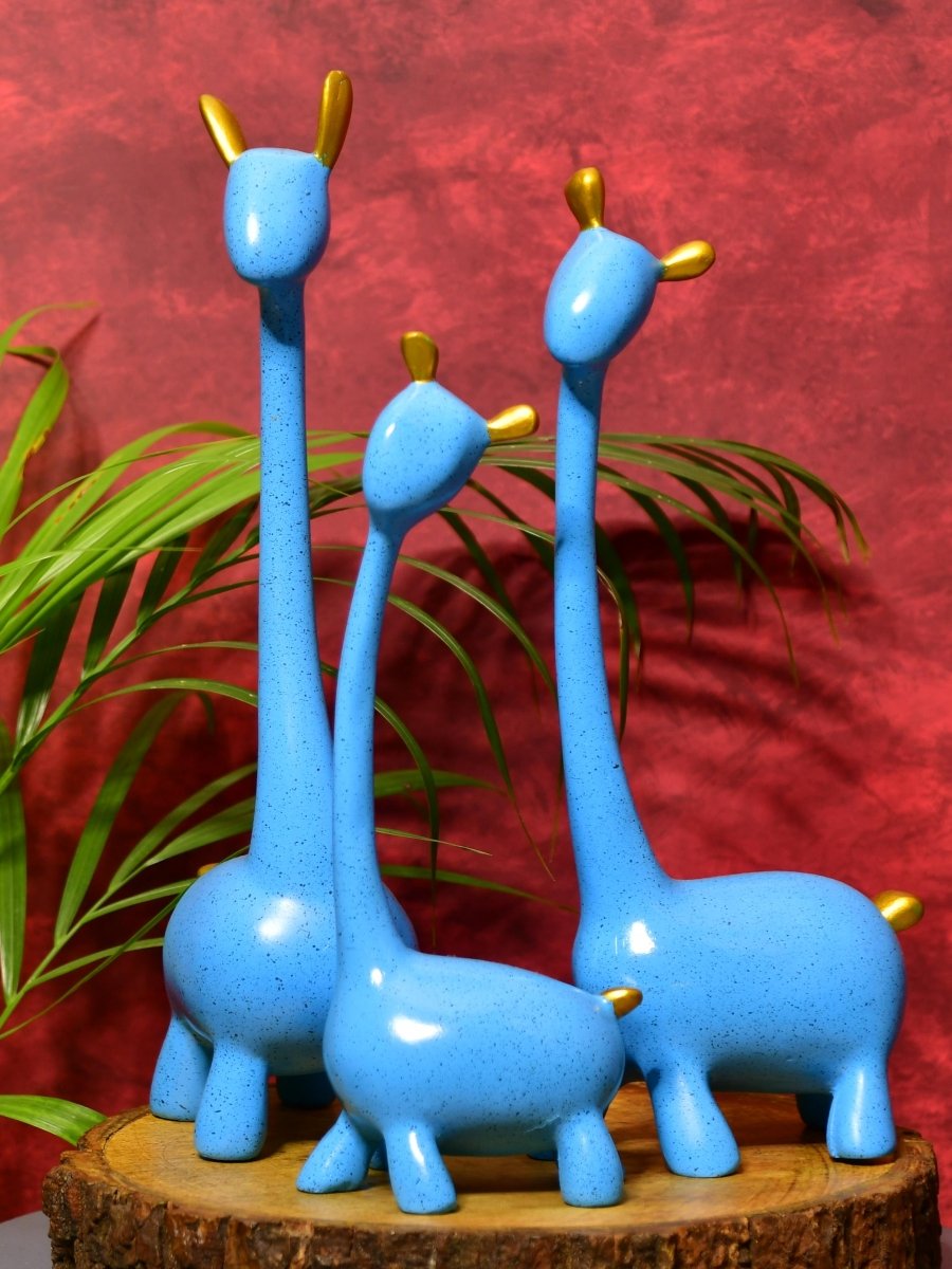 Sowpeace Resin Giraffe Family