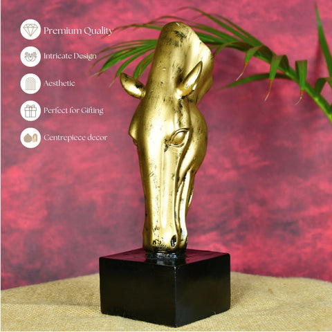 Vastu Principles for Sowpeace Resin Grazing Horse